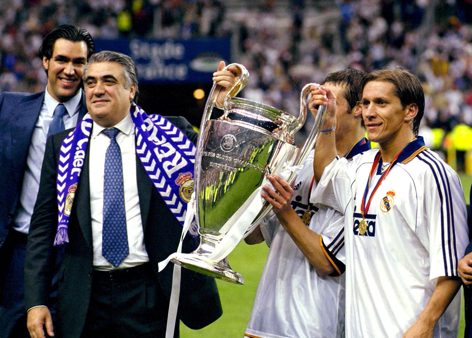 Michel Salgado - Most Carded Real Madrid Player!