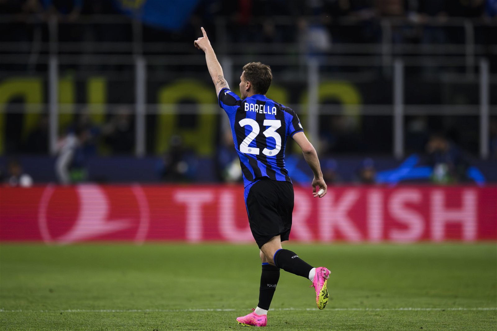 Real Madrid looking to sign Nicolo Barella to reignite their midfield prowess