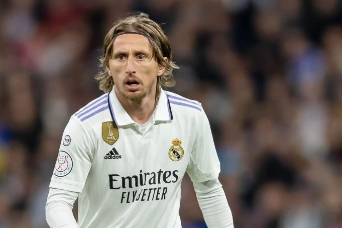 Luka Modric renews his Real Madrid contract for yet another year