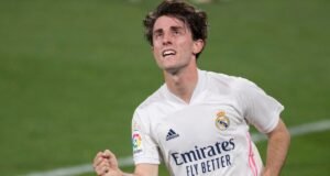 Odriozola is willing to leave Real Madrid only if he joins back Real Sociedad