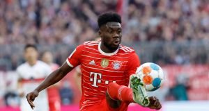 Bayern Munich are trying to renew Alphonso Davies' contract amid Real Madrid links