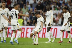 Real Madrid forward expected to reject chance to join Man United this summer